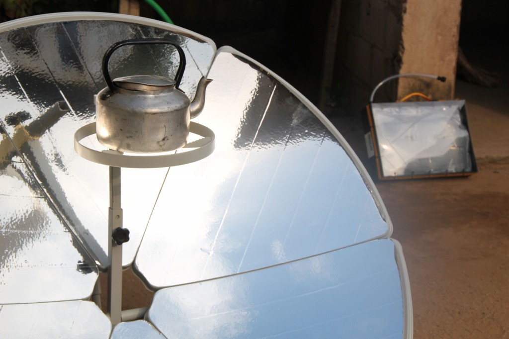 Solar cooker front